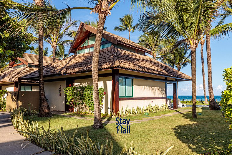 Front Row Bungalow at Seaside of Natural Pools