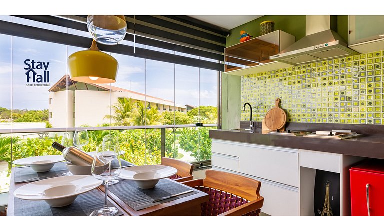 Beachfront Bliss: Stunning 2-Bedroom with Gourmet Terrace an